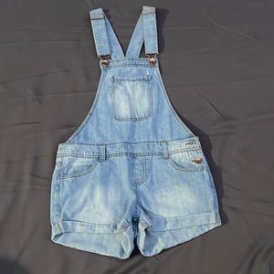 Overall shorts